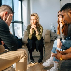 Etkinlik Terapisi Uygulayıcı Eğitimi Etkinlik Terapisi Uygulayıcı Eğitimi