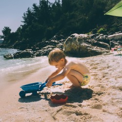 Kum Terapisi Eğitimi Kum Terapisi Eğitimi